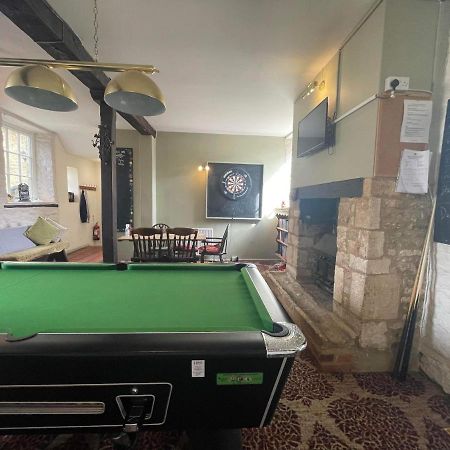 Ducklington The Bell Inn المظهر الخارجي الصورة